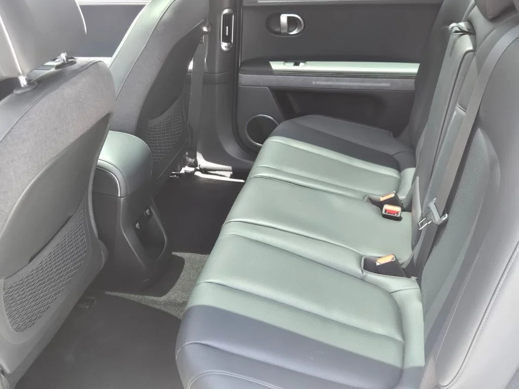 Used 2023 White Hyundai Limited image 11
