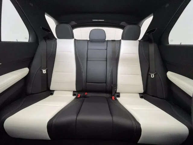 New 2026 Moonlight White Metallic Mercedes-Benz GLE 350 image 8