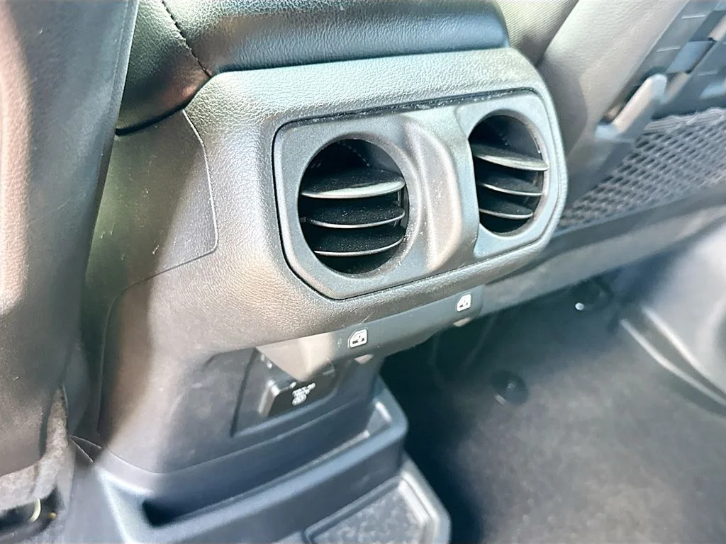 Used 2022 Gray Jeep Unlimited Rubicon 4xe image 28