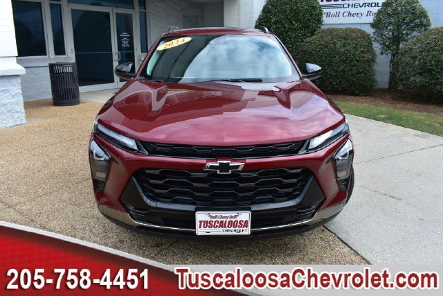 Used 2024 Crimson Metallic Chevrolet ACTIV image 4