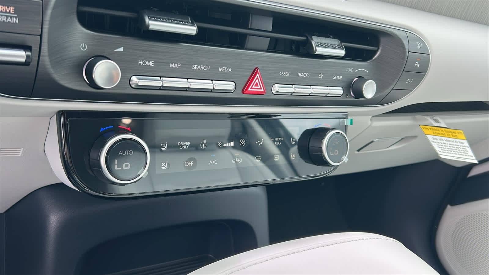 New 2026 Ecotronic Gray Pearl Hyundai Calligraphy image 44
