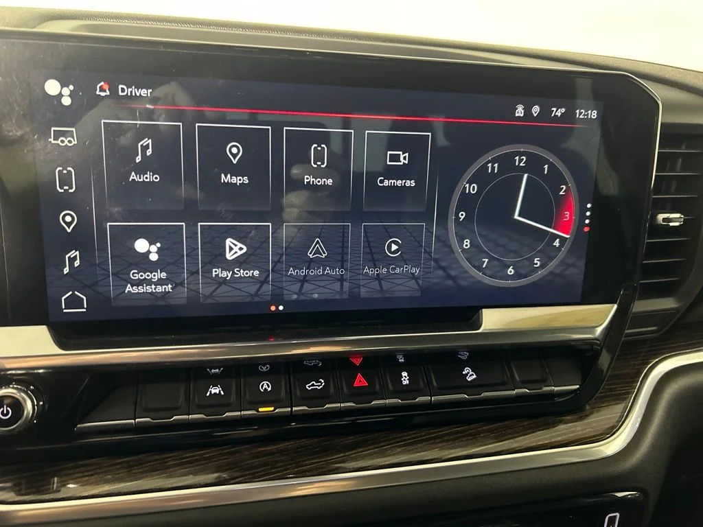 Used 2023 Beige GMC Elevation image 19