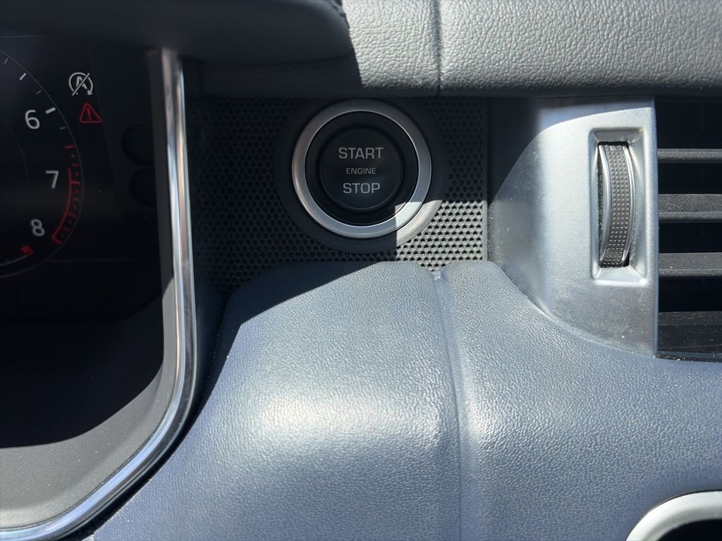 Used 2020  Land Rover HST image 27