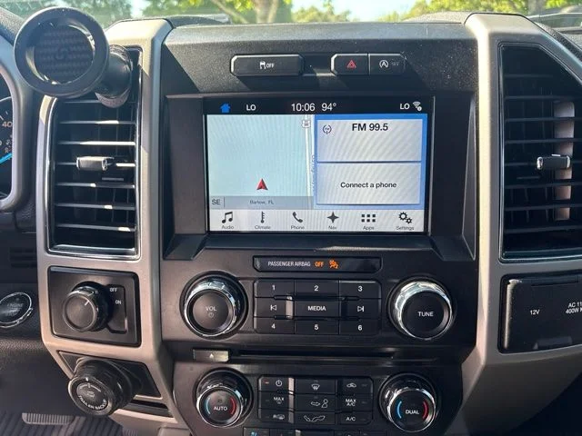Used 2018 White Ford Lariat image 12