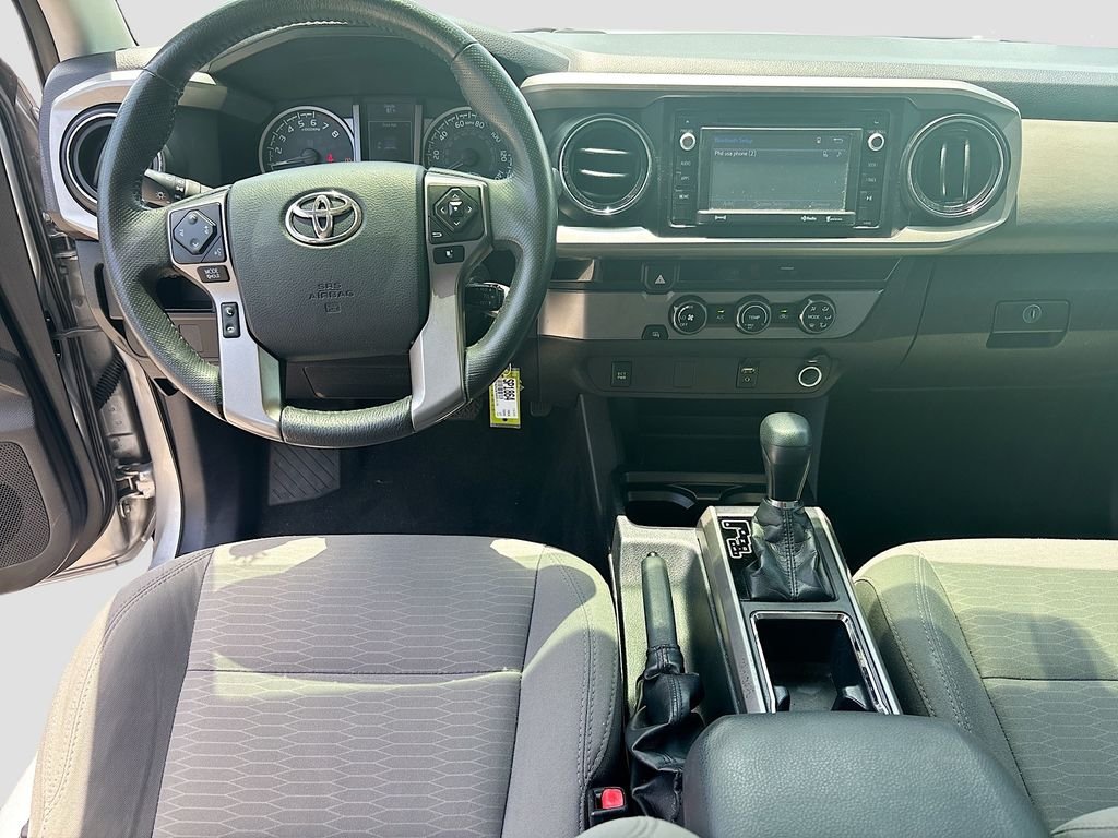 Used 2017 Silver Toyota SR5 image 32