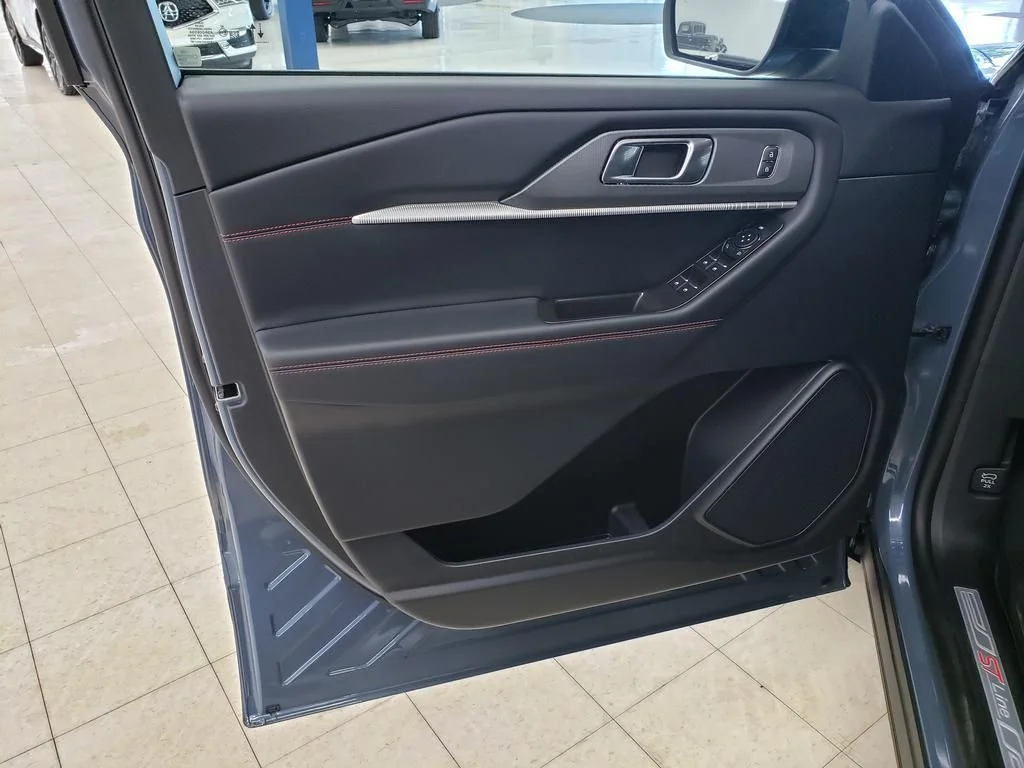 New 2026 Vapor Blue Metallic Ford ST-Line image 12
