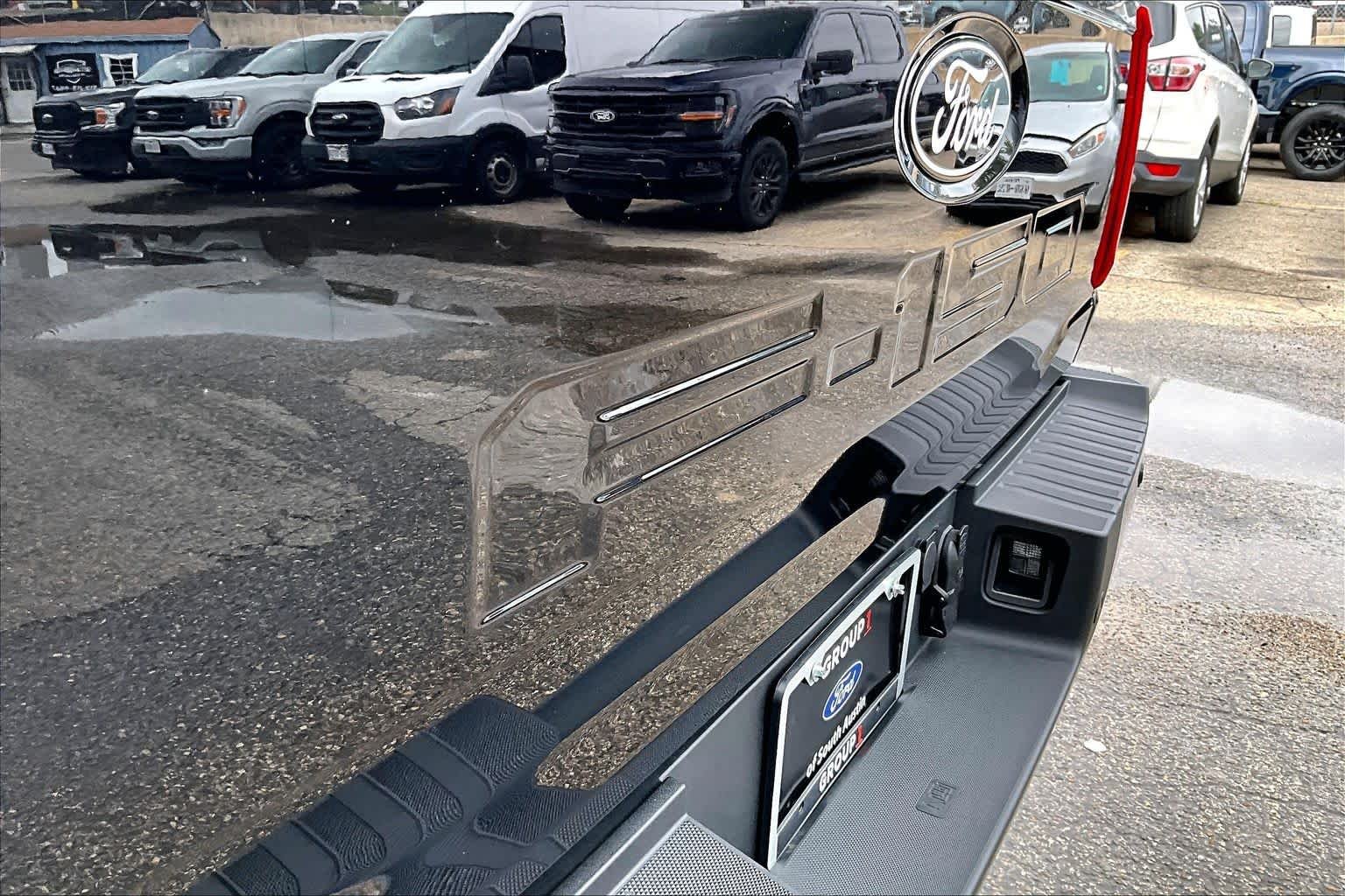Used 2025 Agate Black Metallic Ford XLT image 12