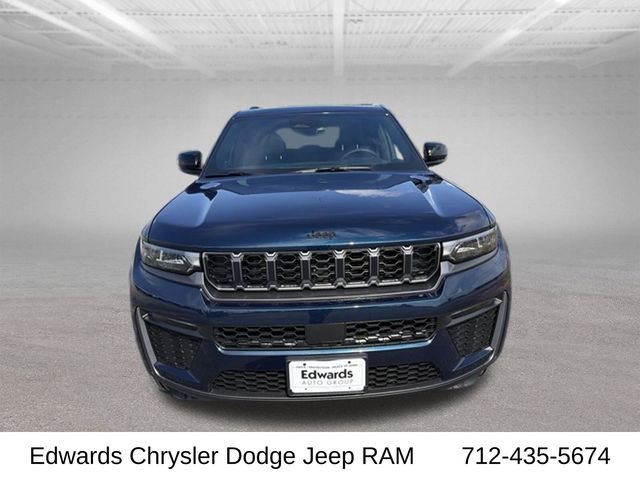 New 2027 Fathom Blue Pearlcoat Jeep Limited image 2
