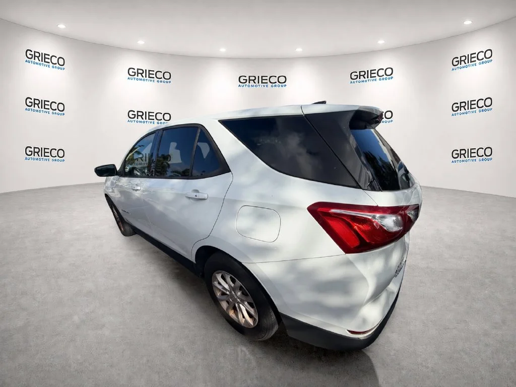 Used 2019 SUMMIT WHITE Chevrolet LS image 8