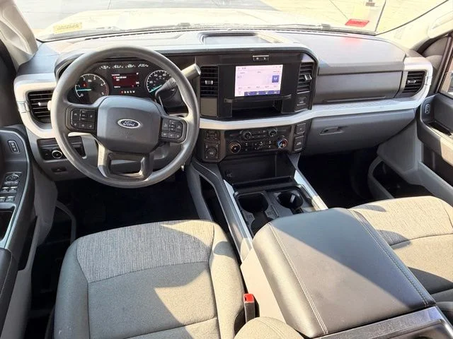 Certified Used 2025 White Ford XLT image 16