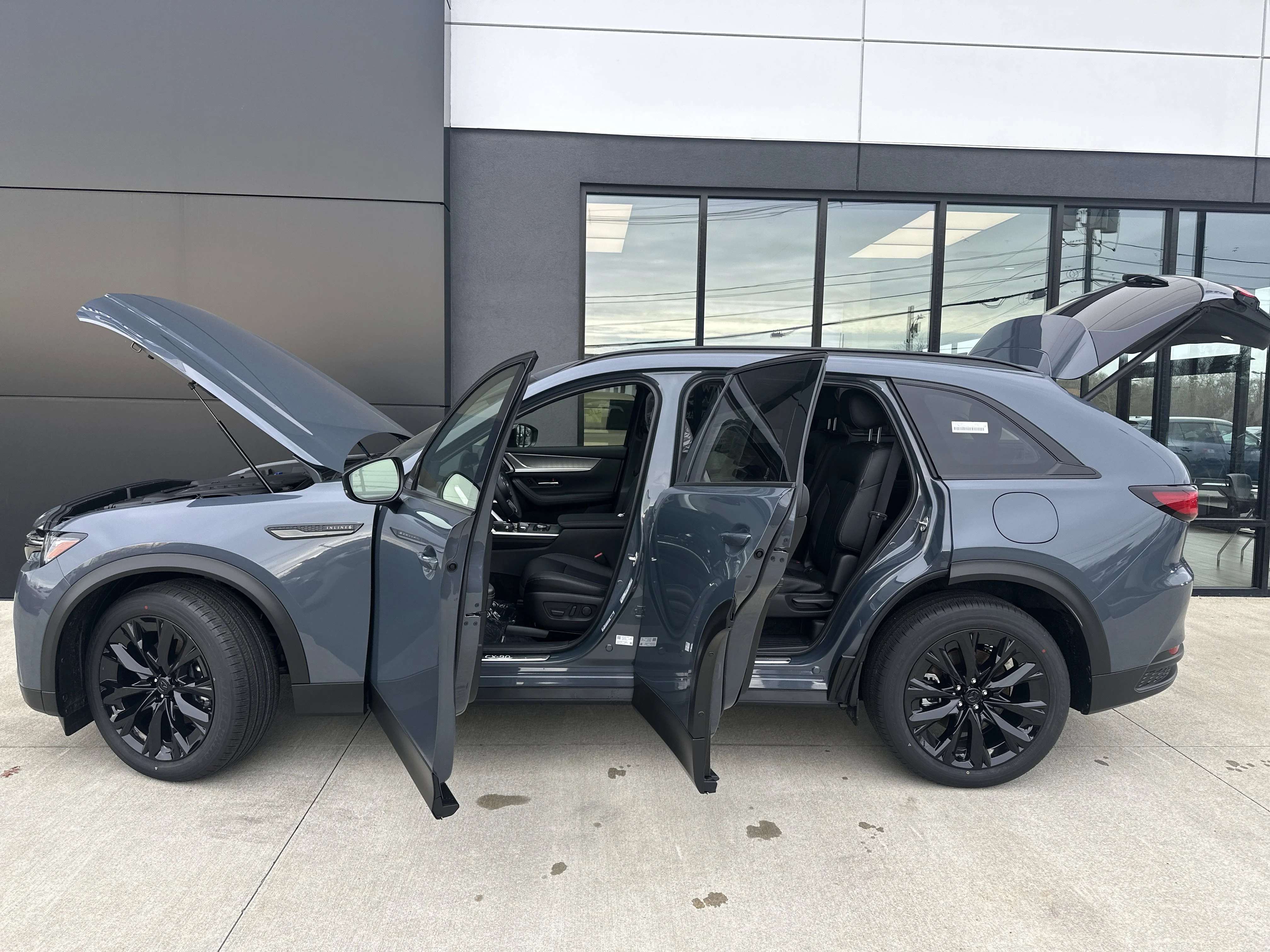 2026 Mazda CX-90 Premium Package - Photo 29