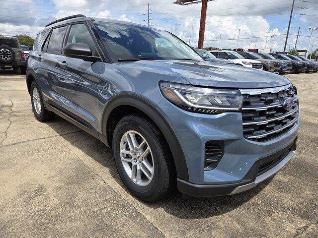 New 2026 Vapor Blue Metallic Ford Active image 7