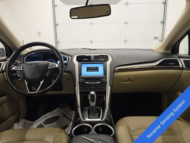 Used 2013 Ruby Red Metallic Ford SE image 14