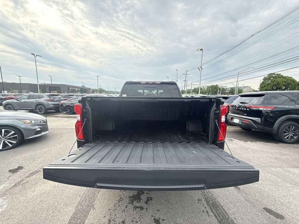 Used 2020 Black Chevrolet High Country image 15