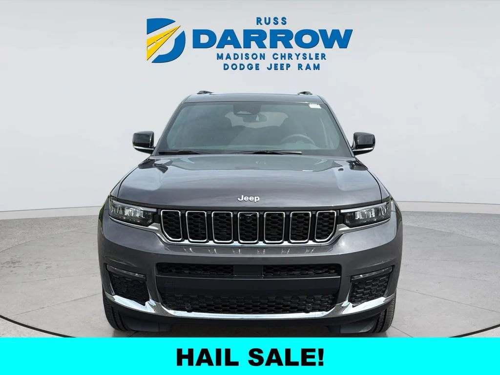 New 2025 Baltic Gray Metallic Clear-Coat Exterior Paint Jeep Limited image 8