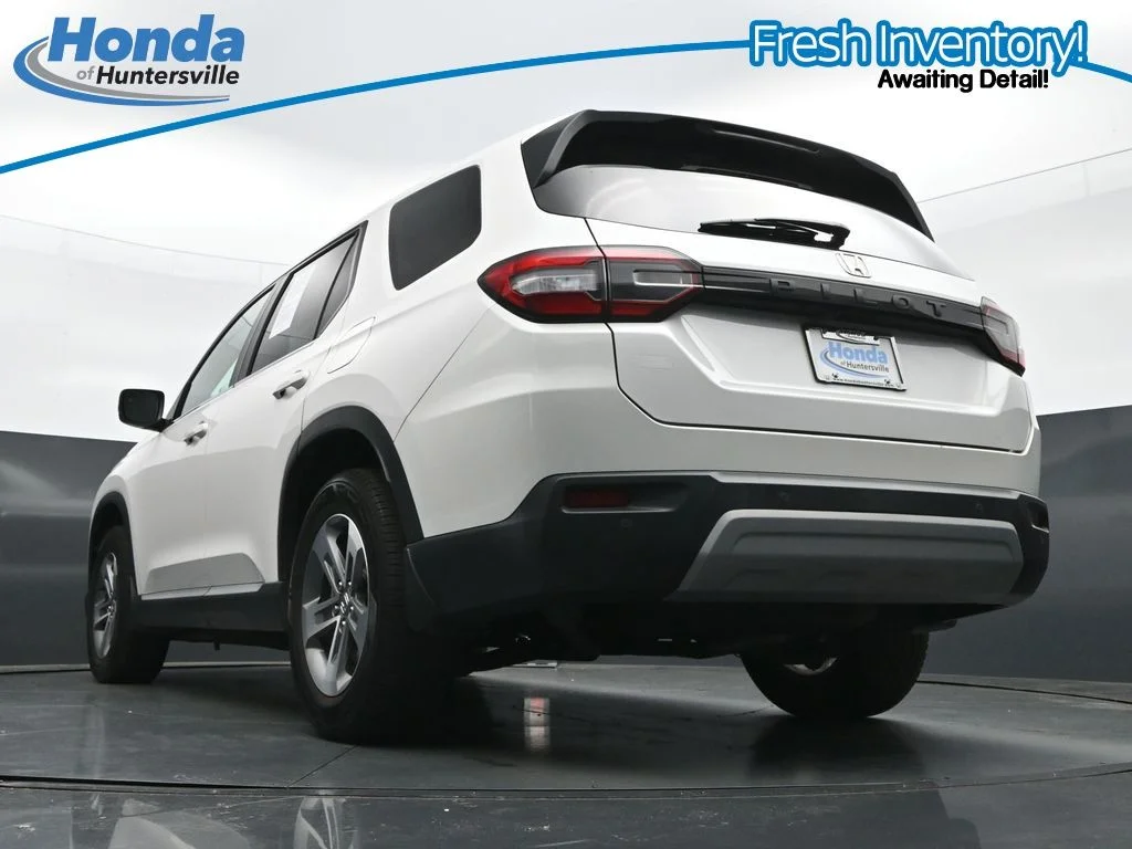 Used 2025 Platinum White Pearl Honda EX-L image 32