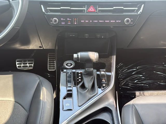 Used 2023 Gray Kia EX Touring image 31