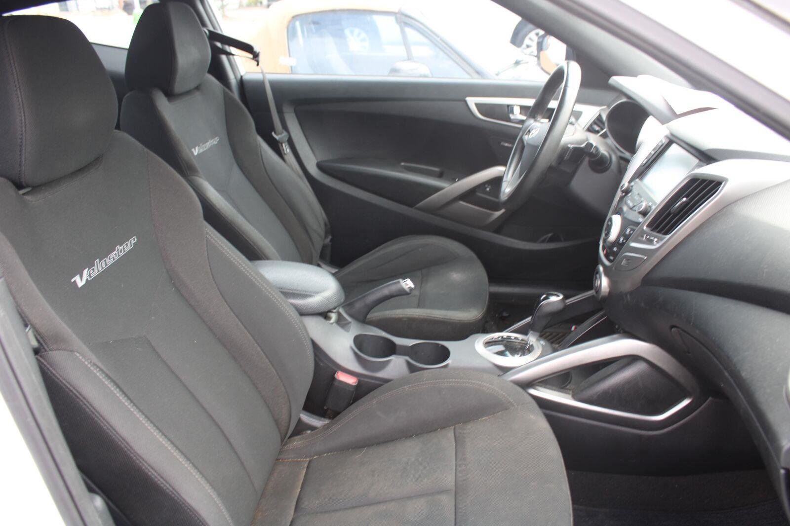 Used 2017 Century White Hyundai Value Edition image 4