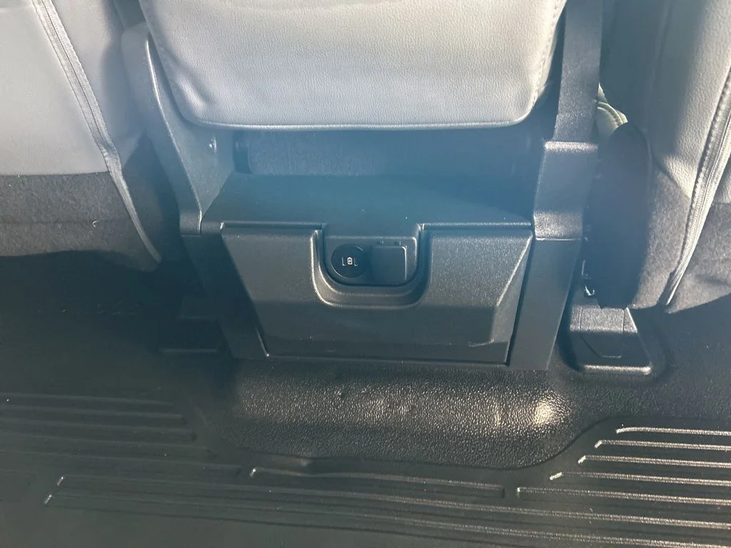 Used 2024 White Ford XL image 31