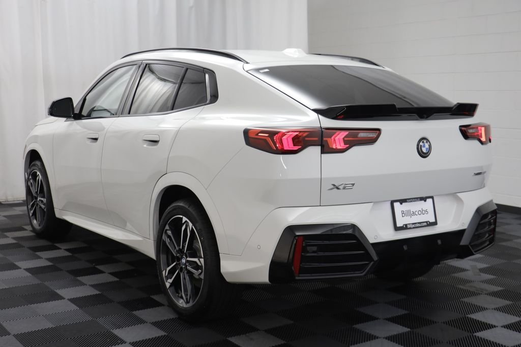 New 2026 Alpine White BMW xDrive28i image 15