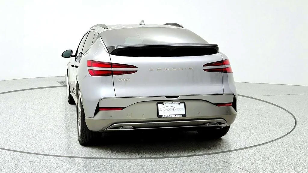 Used 2025 Savile Silver Genesis Standard RWD image 6
