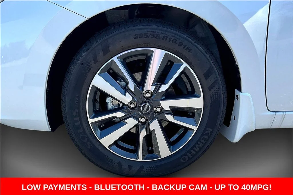 2025 Nissan Versa Sedan SV - Photo 12