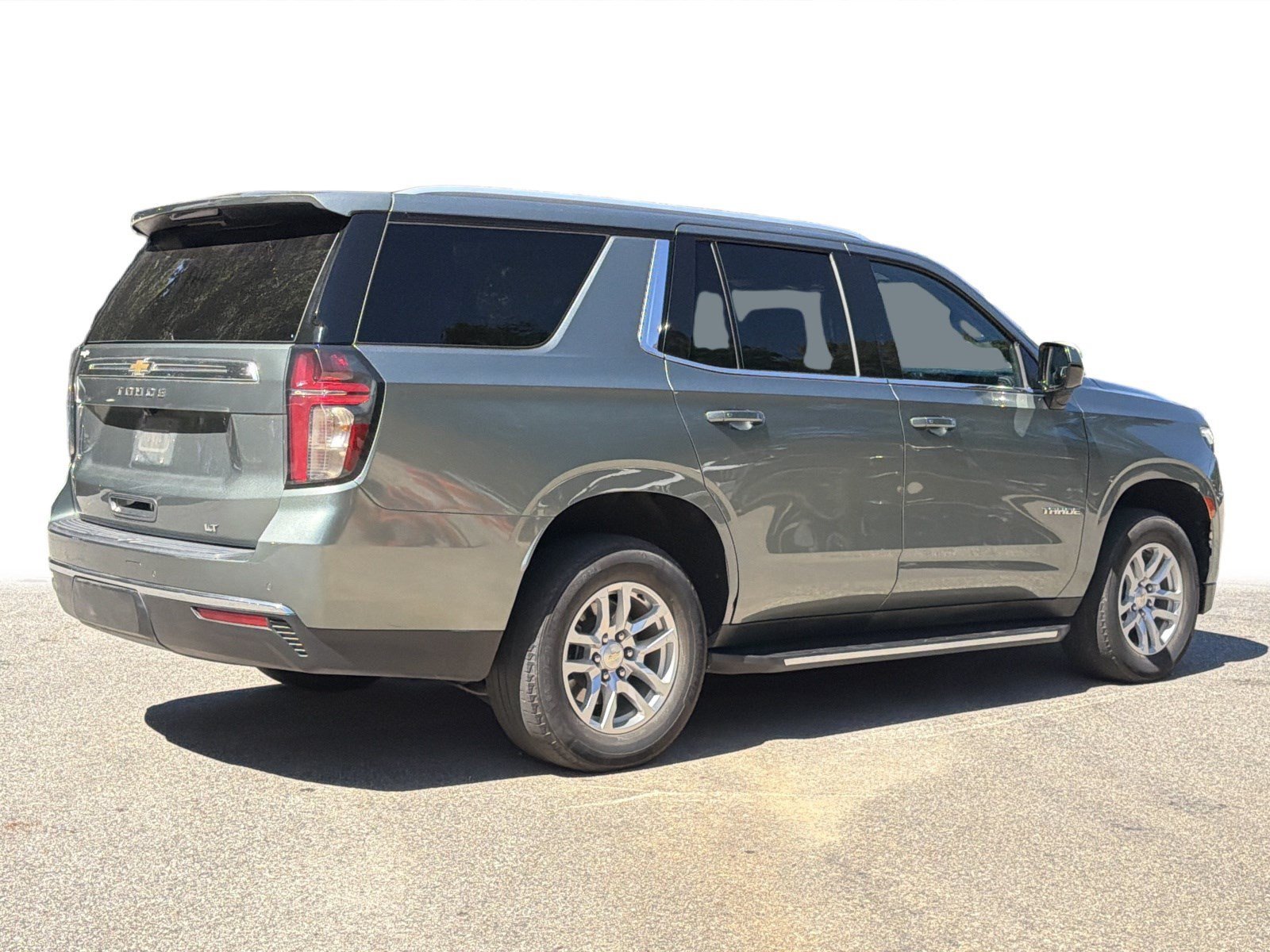 Used 2023 Silver Sage Metallic Chevrolet LT image 26