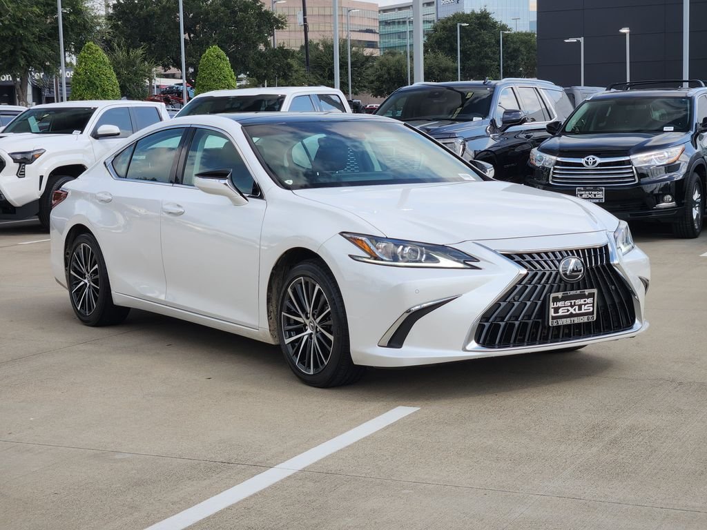 Certified Used 2024 White Pearl Lexus 350 image 3