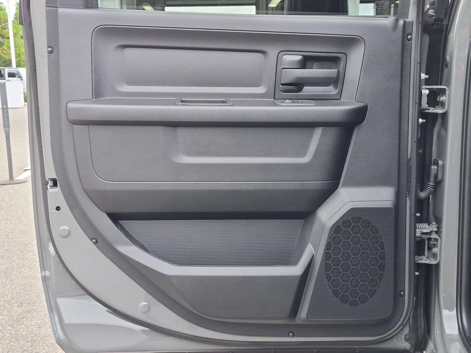 New 2026 Ceramic Gray Clear-Coat Exterior Paint RAM Black Express image 31