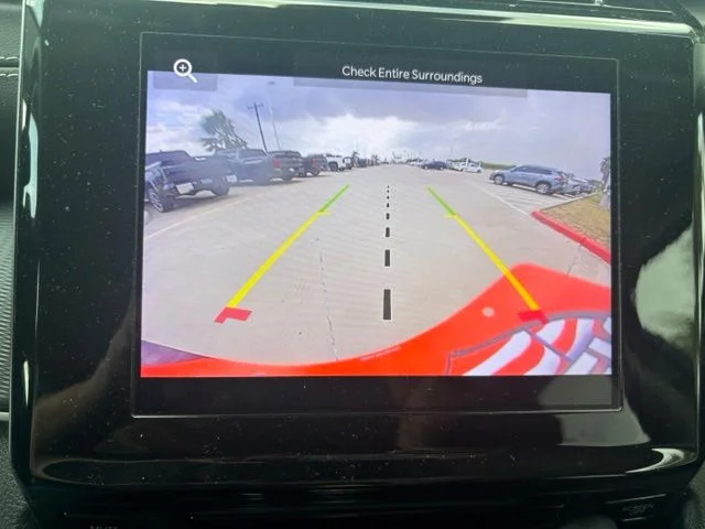 Used 2024 Red Jeep Laredo image 11