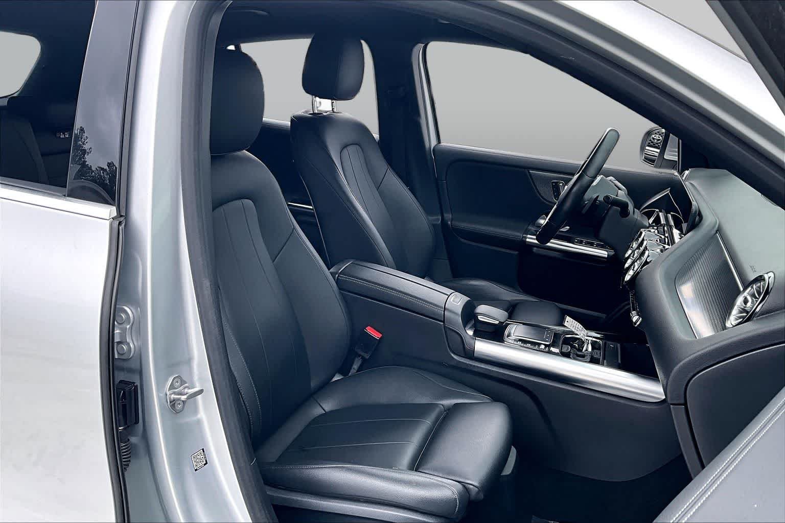 Used 2021 Iridium Silver Metallic Mercedes-Benz GLA 250 image 6