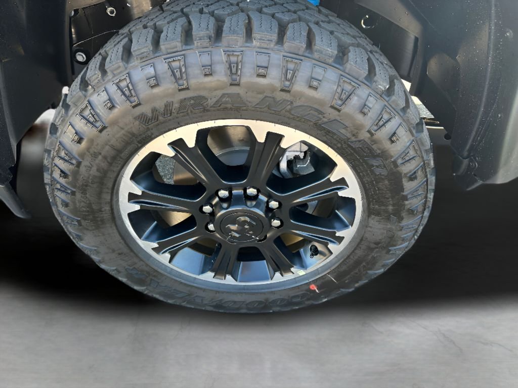 New 2026 Bright White Clear-Coat Exterior Paint RAM Rebel Hemi 4x4 image 9