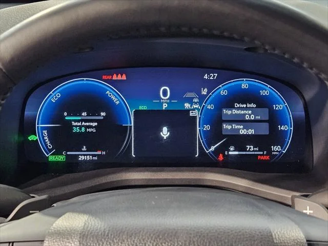 Certified Used 2025 WIND CHILL PEARL Toyota  image 15