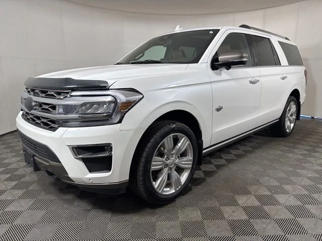 Used 2024 Star White Metallic Tri-Coat Ford King Ranch image 8