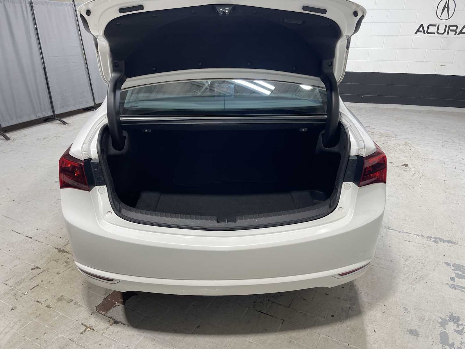Used 2016 Bellanova White Pearl Acura  image 19
