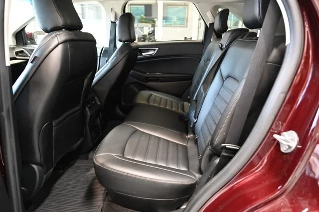 Used 2020 Red Ford SEL image 11