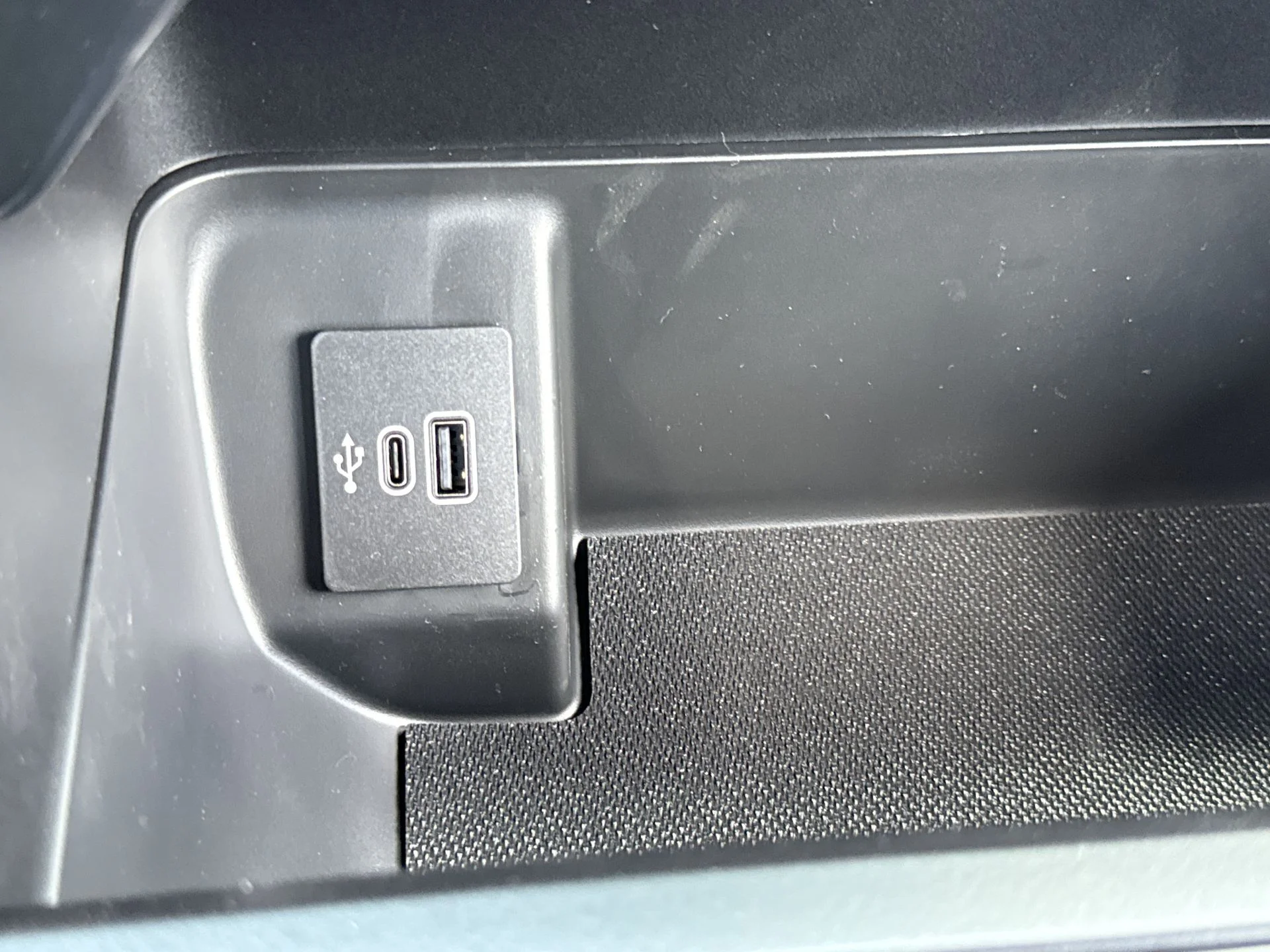 New 2026 Oxford White Ford STX® image 9