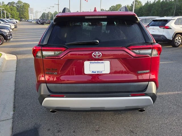 Used 2019 Red Toyota Adventure image 9