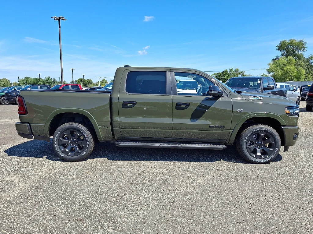 New 2027 Tank Exterior Paint RAM Big Horn image 9