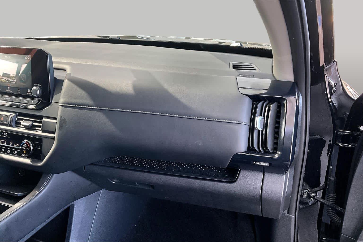 Certified Used 2025 Super Black Nissan S image 18