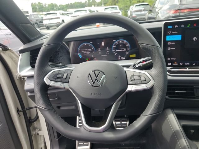 New 2026 Beige Volkswagen 2.0T SE R-Line Black image 25