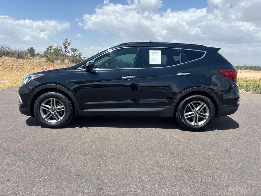 Used 2018 Black Hyundai 2.4 Base image 9