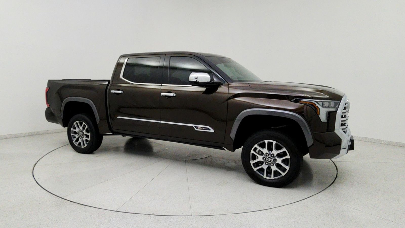 Used 2023  Toyota 1794 image 9