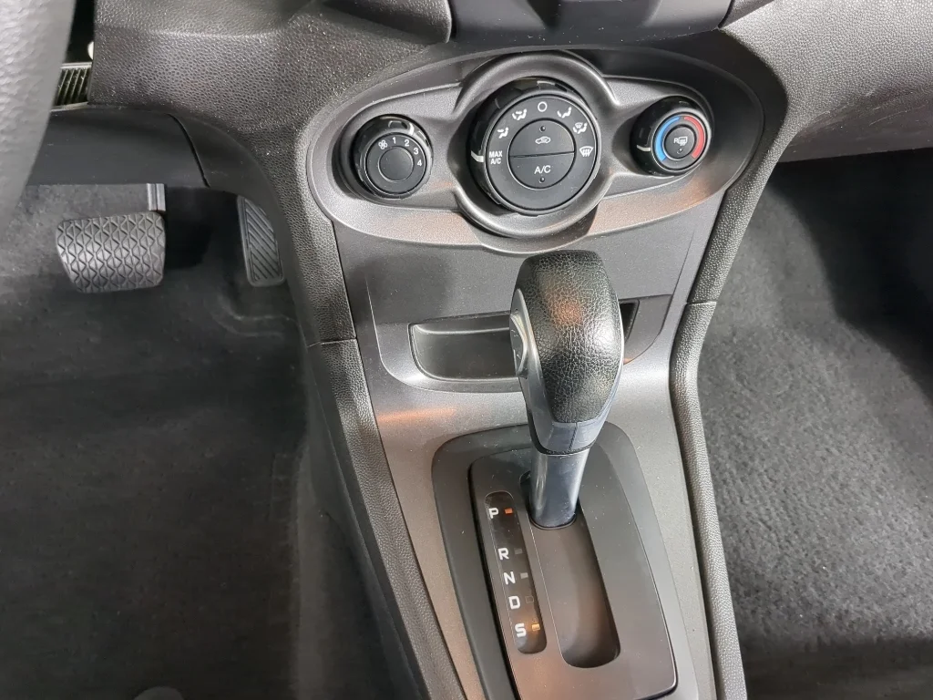 Used 2016 Silver Ford S image 12