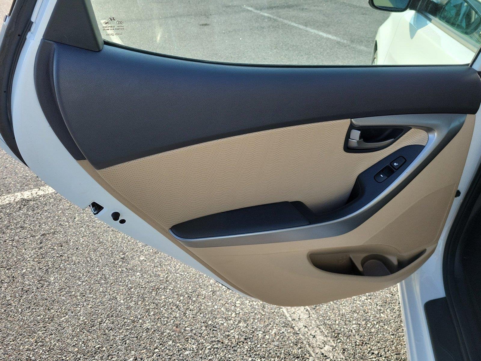 Used 2013 Shimmering White Hyundai Limited image 14