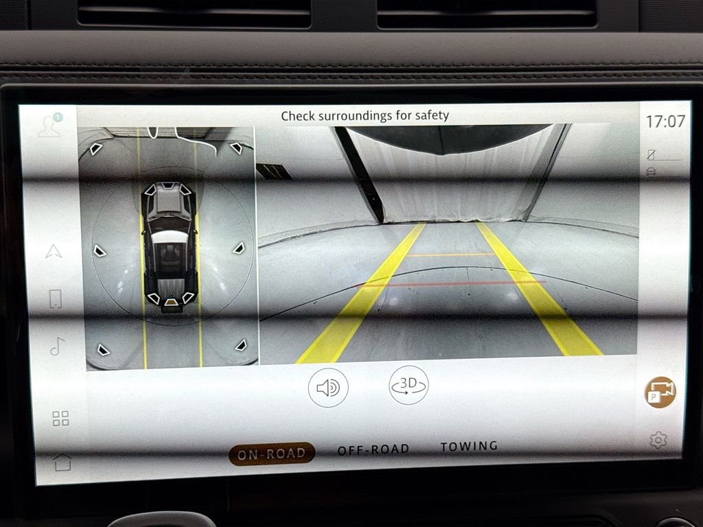 New 2026 Santorini Black Land Rover X-Dynamic SE image 15