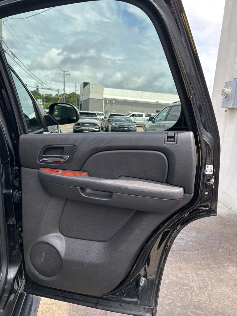 Used 2013 Black Chevrolet LTZ image 22