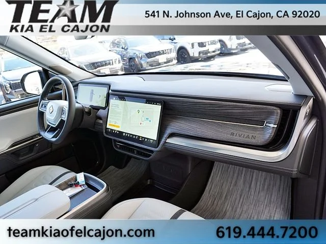 Used 2026  Rivian  image 12