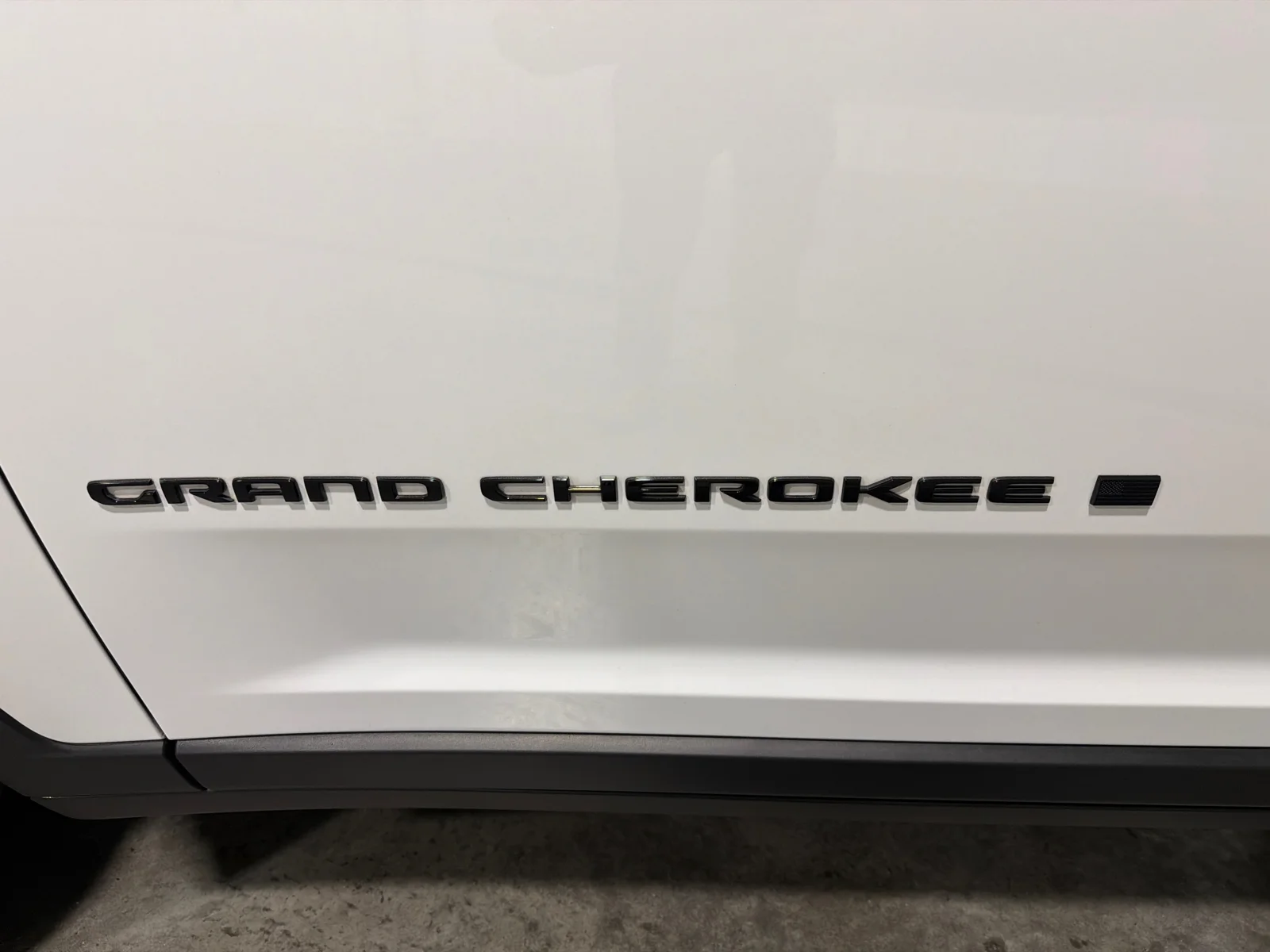 Certified Used 2025 Bright White Clearcoat Jeep Altitude image 11
