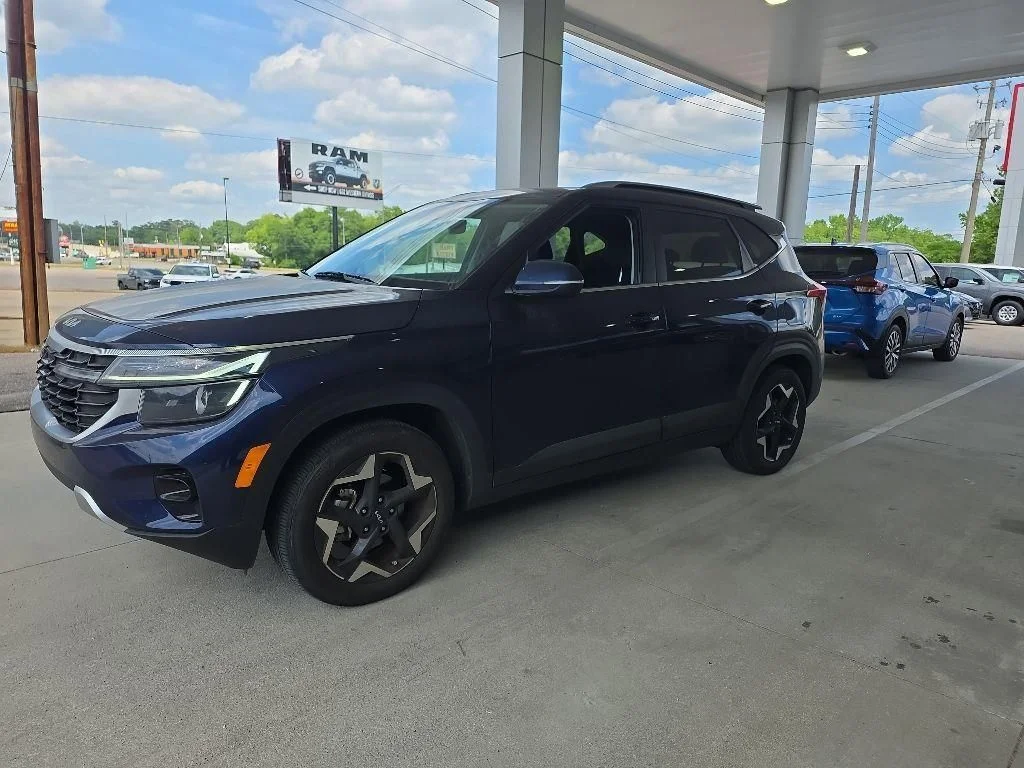Used 2024 Blue Kia EX image 1